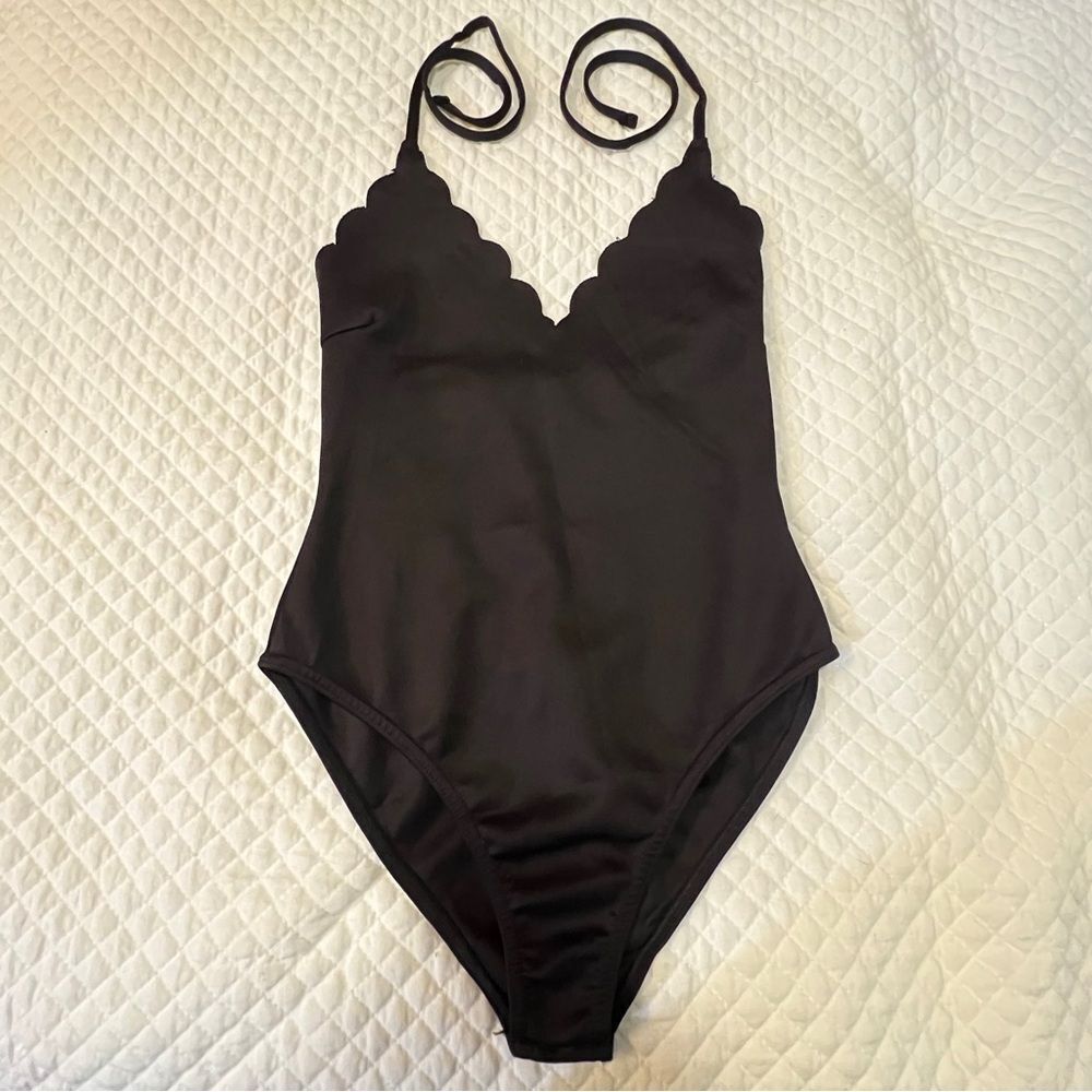 Boohoo Sexy Black Bodysuit women's size 6